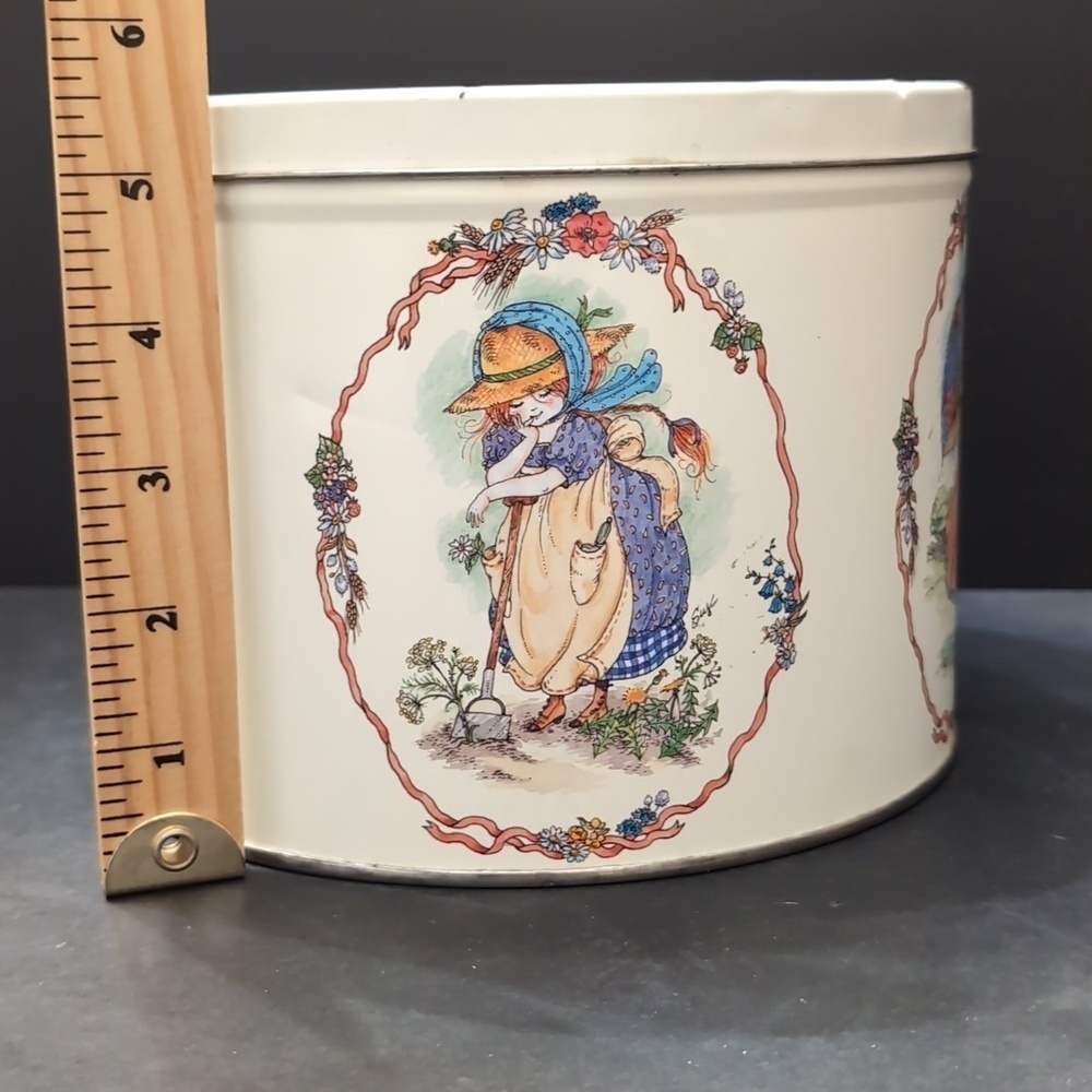 VGT,1980s Danish Butter Cookie Tin, Louise By Susy. - Picture 9 of 10